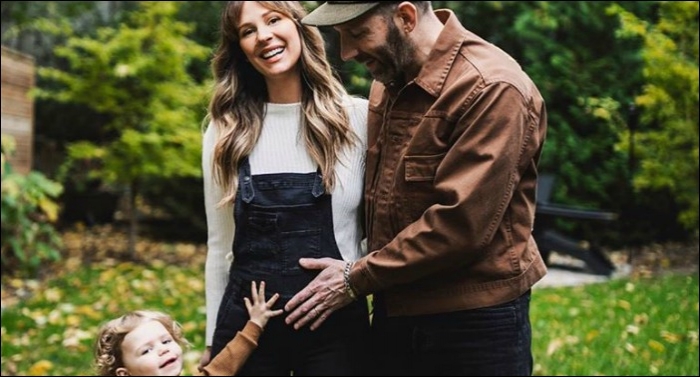 Mat Kearney and Wife Announce Second Child On the Way