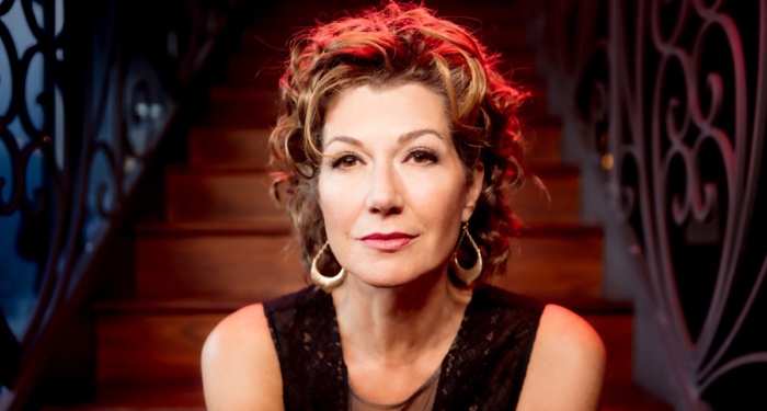 Amy Grant Releases First New Music in Ten Years