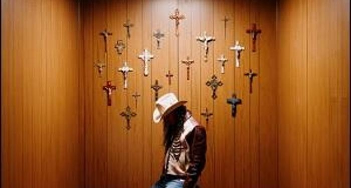 Brandon Lake Closes Tour with Free Livestream