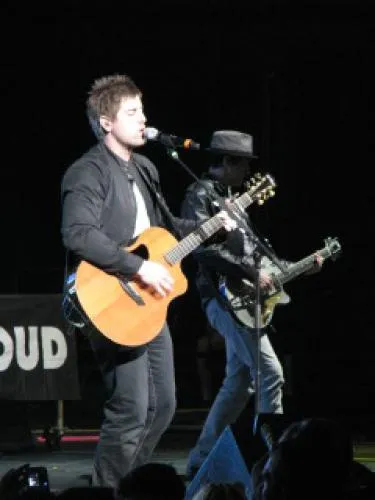 Jeremy Camp Photo Gallery - Random Live Shots