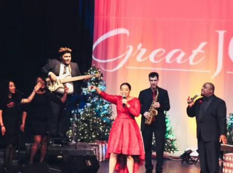 Vernon Hill Photo Gallery - Great Joy Live