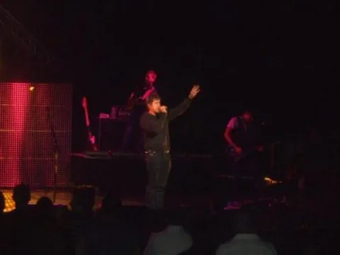 Jeremy Camp Photo Gallery - Boomin Beyond MeasureTour