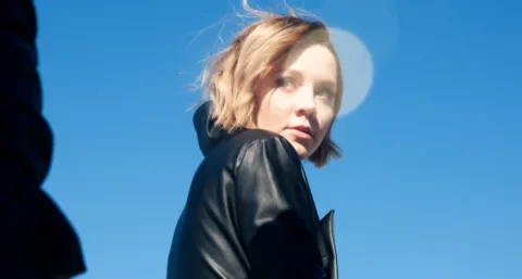 Sarah Reeves Pens New Single