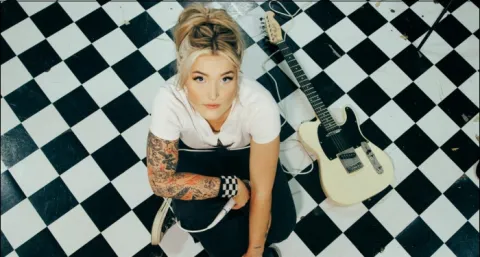 Grace Graber Drops Two New Singles to Close Out the Year