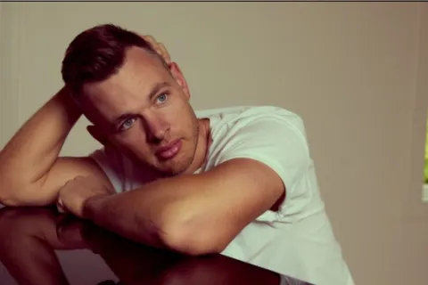 Clark Beckham Releases Soulful New Acoustic Worship Single