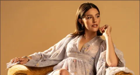 Evelyn Cormier Signs to BEC Recordings and Drops New Single