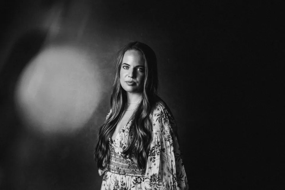Charly Perry Christian Music Artist Profile