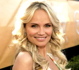 Kristin Chenoweth Christian Music Artist Profile