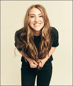 Brooke Robertson Christian Music Artist Profile