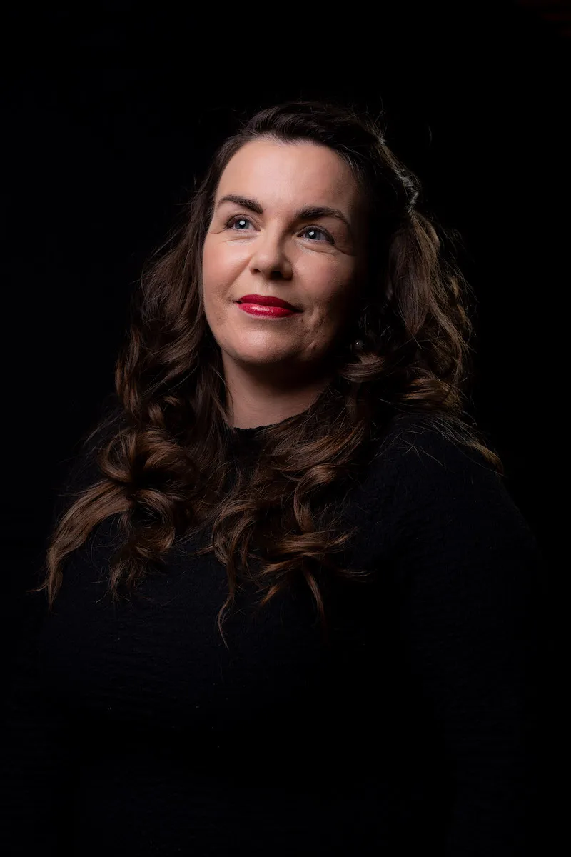 Angela Mahon Christian Music Artist Profile