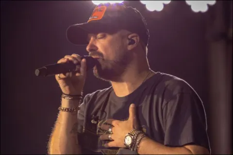 A Night with David Leonard at the Sweatshirt of Hope Festival