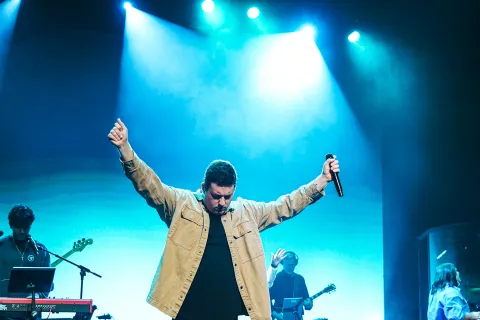 Alan Cox Christian Music Artist Profile