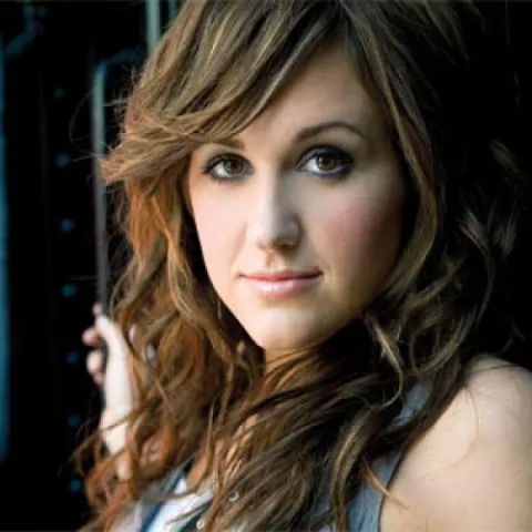 Britt Nicole Photo Gallery - Random Pics.