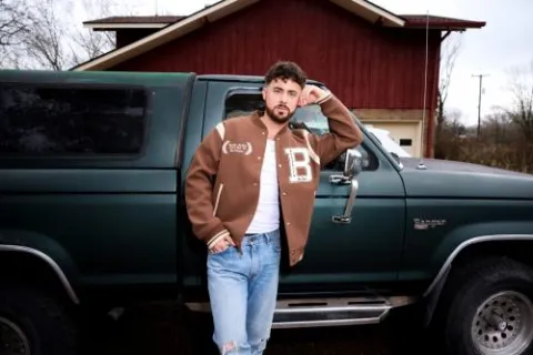 Bay Turner Photo Gallery - Press