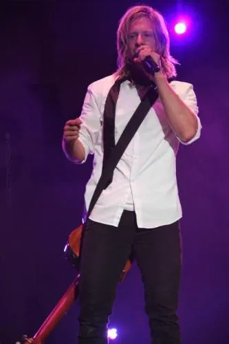 Switchfoot Photo Gallery - Creation East 2010