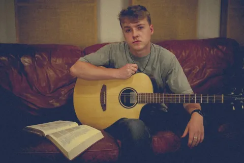 Josh Grove Slows Down And Surrenders With New Single "I'm Done Running"