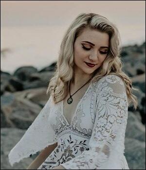 Savannah Gibson Artist Profile | Biography And Discography | NewReleaseToday